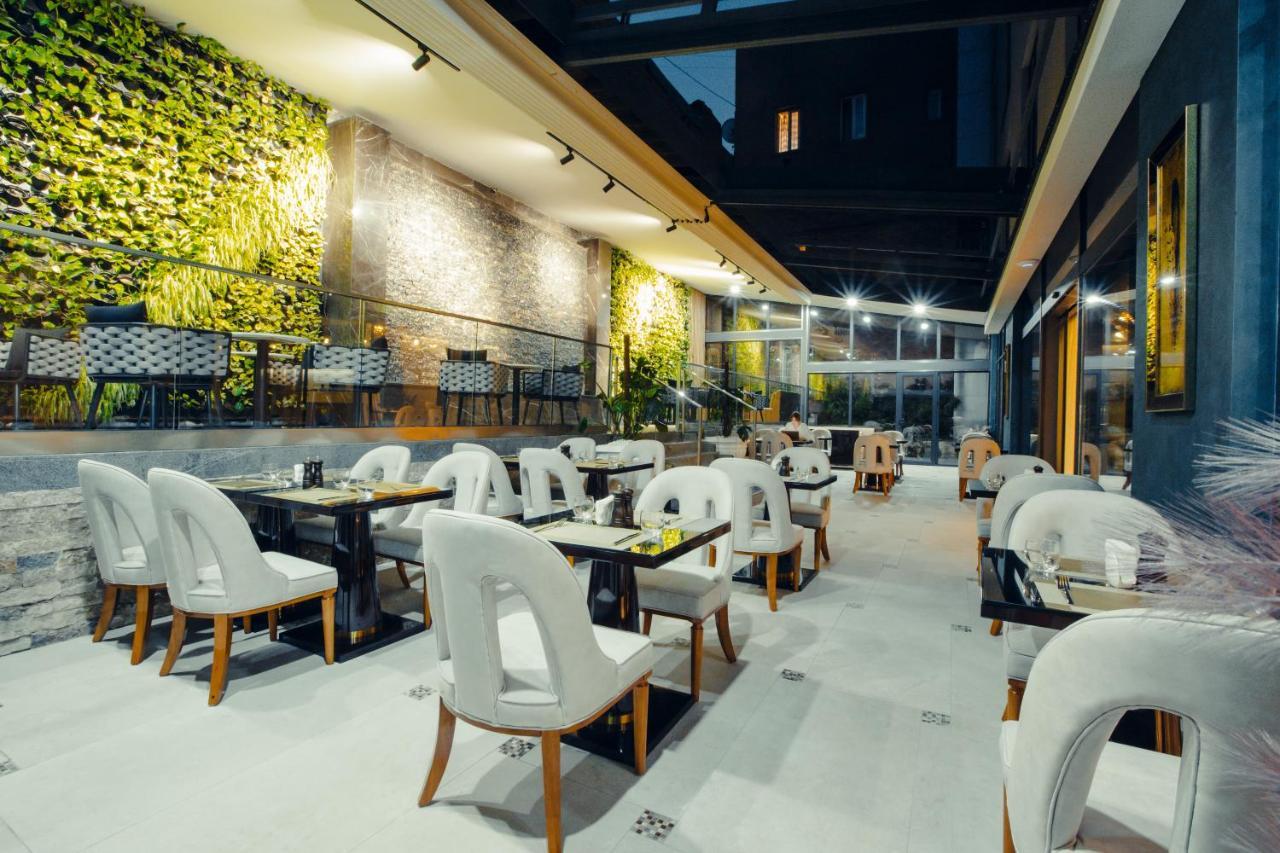 Marjan Plaza Hotel Tbilisi Exterior foto